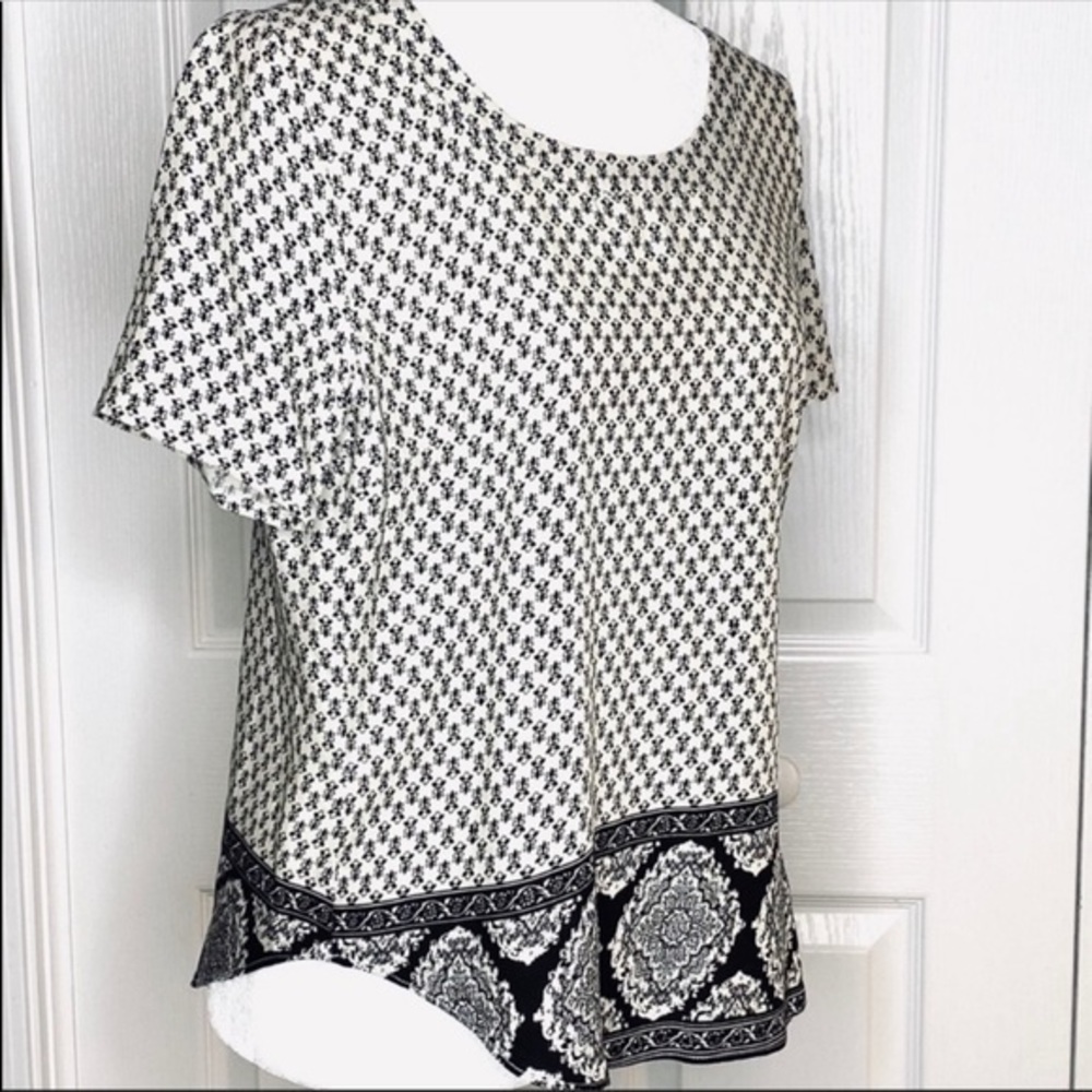 COPPER KEY Black White Pattern Blouse Top - Picture 6 of 7